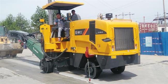Xe cào bóc mặt đường 5100