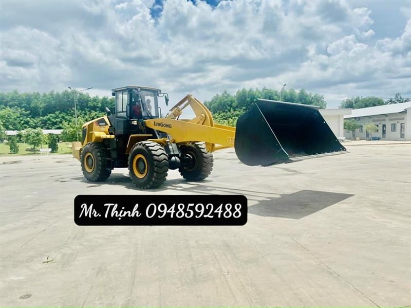 Xe xúc lật Liugong Cần dài chuyên dùng xúc mì lát