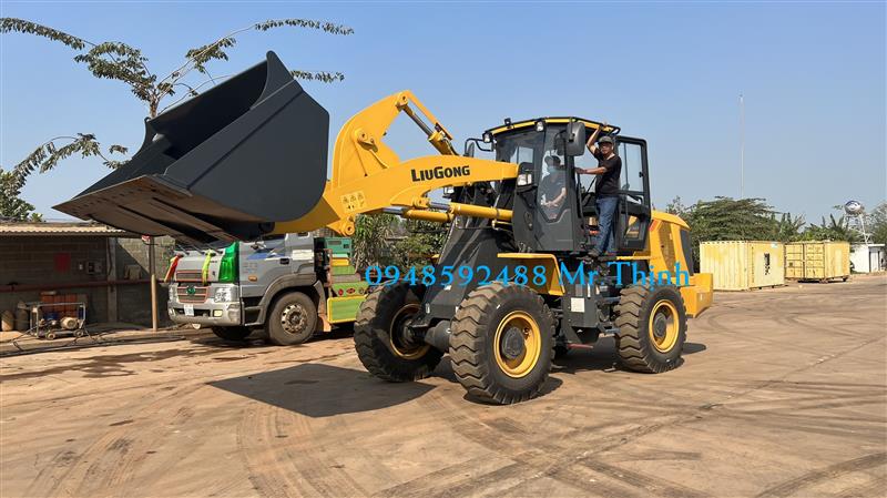 Xe xúc lật chính hãng giá rẻ